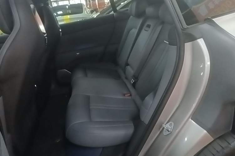 Used Xiaomi Auto YU7 2025 Ultra-Long Range All-Wheel Drive Pro Version Left Rear Seat