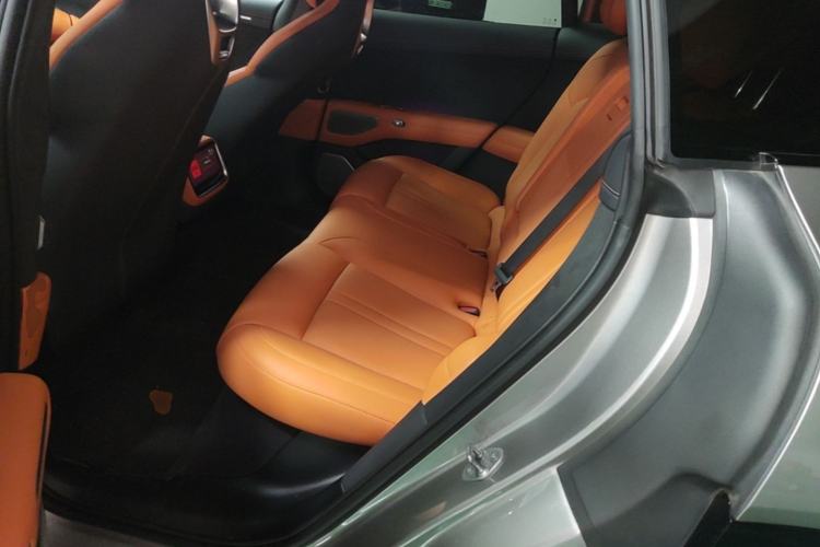 Used Xiaomi Auto YU7 2025 Ultra-Long Range High-Performance All-Wheel-Drive Max Edition Left Rear Seat