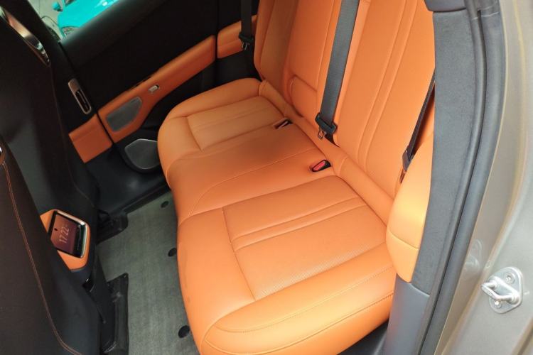 Used Xiaomi Auto YU7 2025 Ultra-Long Range High-Performance All-Wheel-Drive Max Edition Left Rear Seat