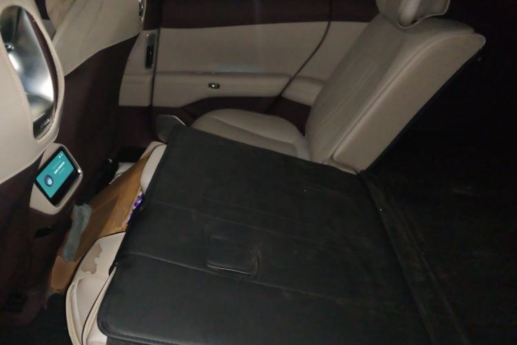 Used Xiaomi Auto YU7 2025 Ultra-Long Range Rear-Wheel Drive Version Left Rear Seat