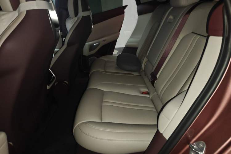 Used Xiaomi Auto YU7 2025 Ultra-Long Range High-Performance All-Wheel-Drive Max Edition Left Rear Seat