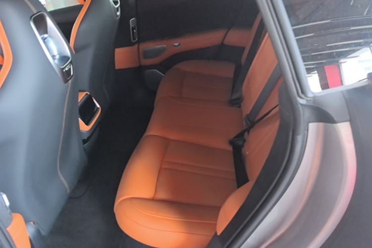 Used Xiaomi Auto YU7 2025 Ultra-Long Range High-Performance All-Wheel-Drive Max Edition Left Rear Seat