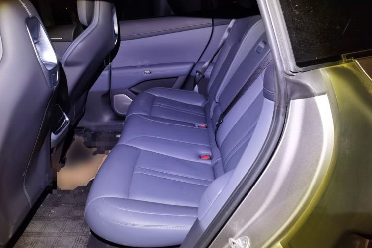 Used Xiaomi Auto YU7 2025 Ultra-Long Range All-Wheel Drive Pro Version Left Rear Seat