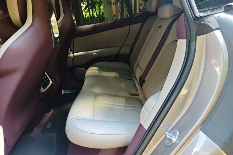 Used Xiaomi Auto YU7 2025 Ultra-Long Range All-Wheel Drive Pro Version Left Rear Seat