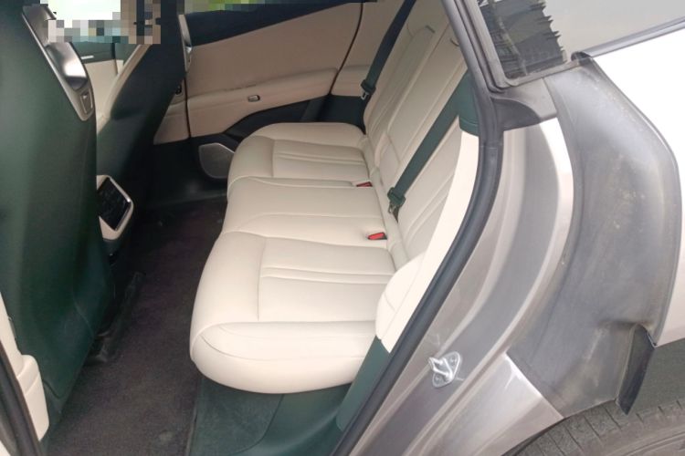 Used Xiaomi Auto YU7 2025 Ultra-Long Range All-Wheel Drive Pro Version Left Rear Seat