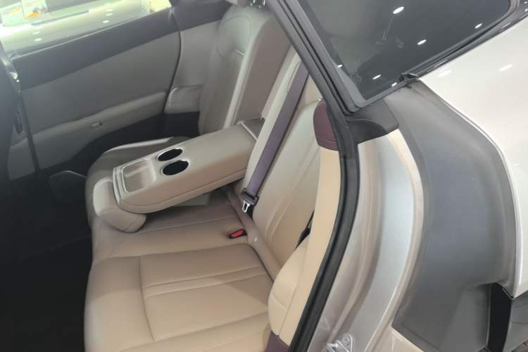 Used Xiaomi Auto YU7 2025 Ultra-Long Range Rear-Wheel Drive Version Left Rear Seat