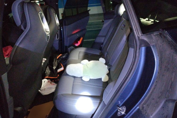 Used Xiaomi Auto YU7 2025 Ultra-Long Range Rear-Wheel Drive Version Left Rear Seat