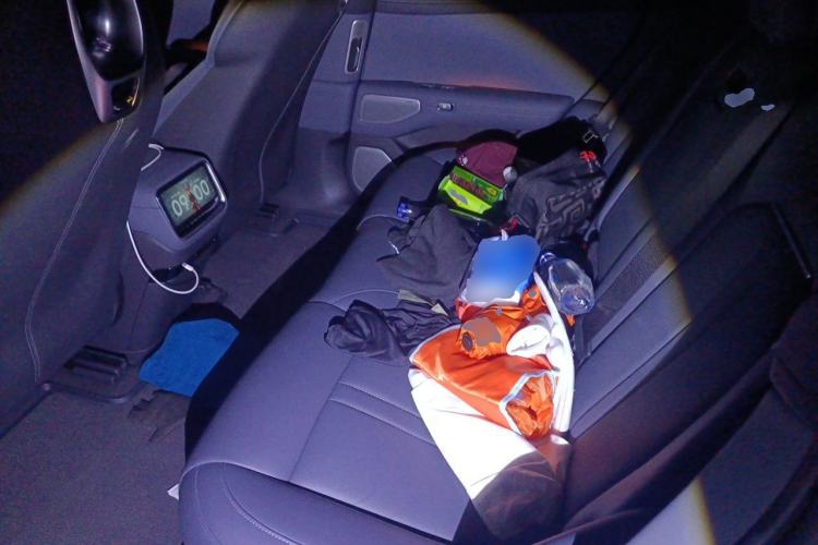 Used Xiaomi Auto YU7 2025 Ultra-Long Range High-Performance All-Wheel-Drive Max Edition Left Rear Seat