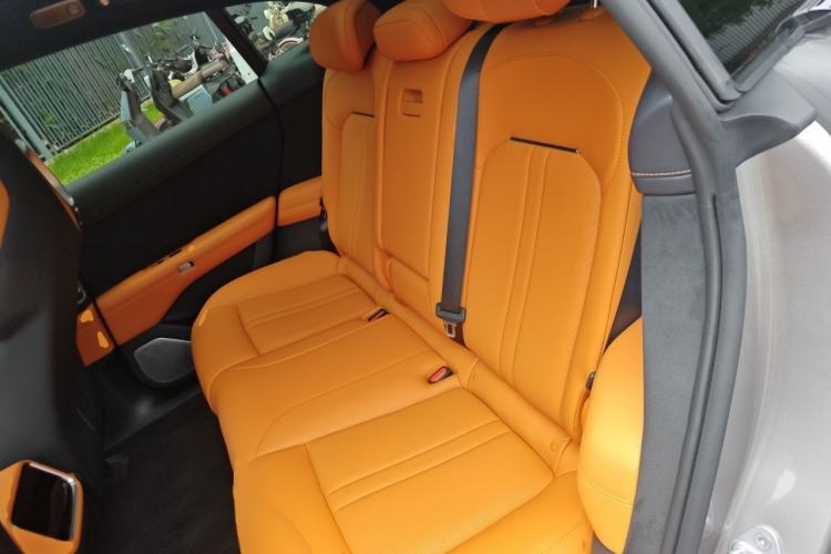 Used Xiaomi Auto YU7 2025 Ultra-Long Range Rear-Wheel Drive Version Left Rear Seat