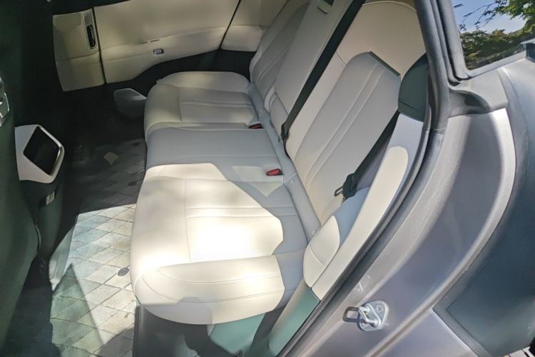Used Xiaomi Auto YU7 2025 Ultra-Long Range Rear-Wheel Drive Version Left Rear Seat
