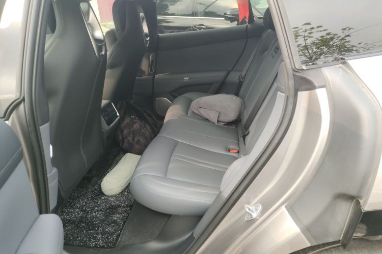 Used Xiaomi Auto YU7 2025 Ultra-Long Range Rear-Wheel Drive Version Left Rear Seat