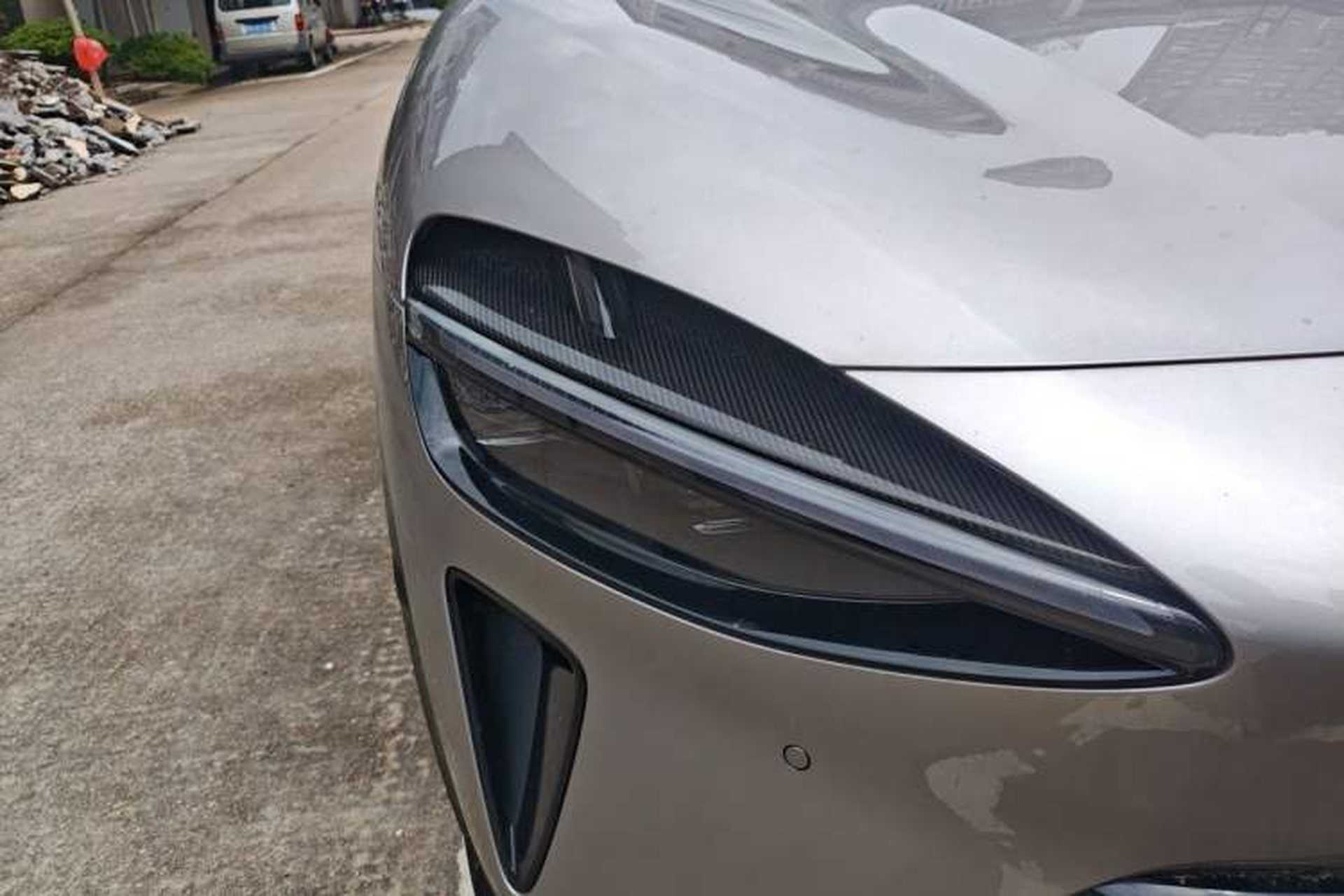 Used Xiaomi Auto YU7 2025 Ultra-Long Range High-Performance All-Wheel-Drive Max Edition Right Front Headlight