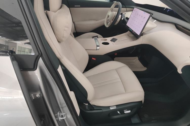 Used Xiaomi Auto YU7 2025 Ultra-Long Range High-Performance All-Wheel-Drive Max Edition Right Front Seat