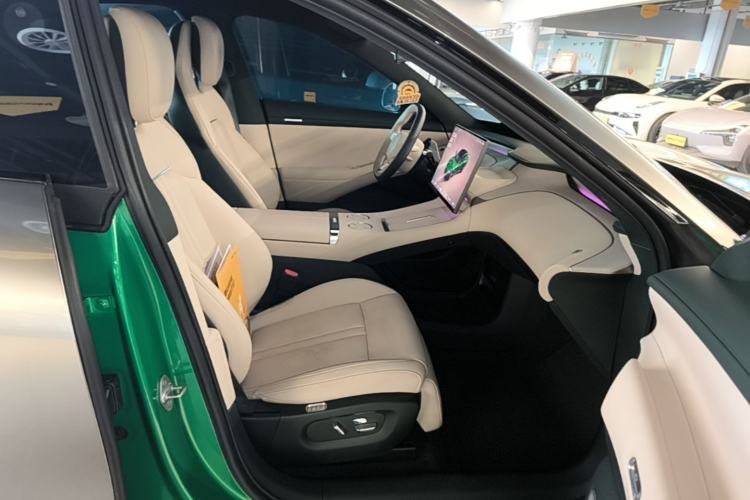 Used Xiaomi Auto YU7 2025 Ultra-Long Range All-Wheel Drive Pro Version Right Front Seat