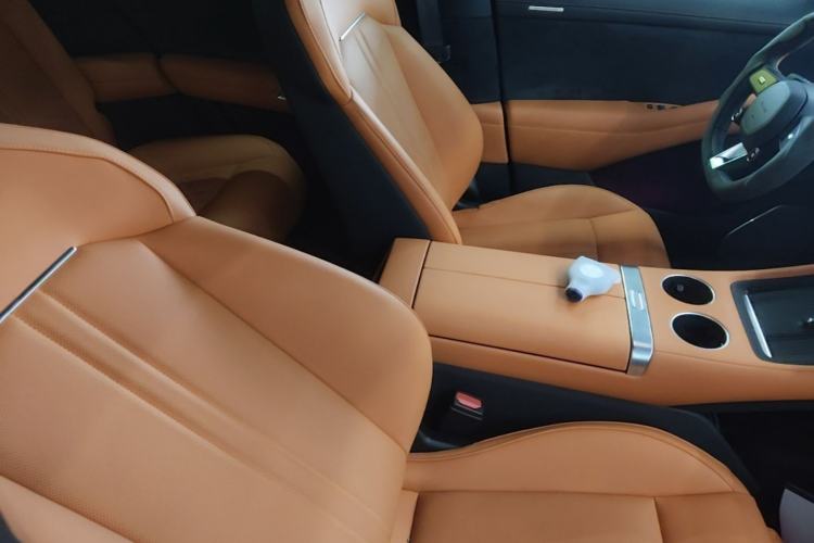 Used Xiaomi Auto YU7 2025 Ultra-Long Range All-Wheel Drive Pro Version Right Front Seat