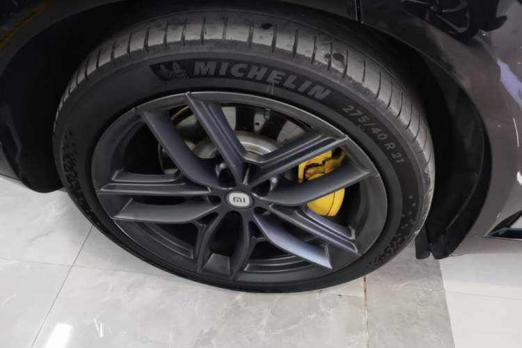Used Xiaomi Auto YU7 2025 Ultra-Long Range High-Performance All-Wheel-Drive Max Edition Right Rear Wheel Hub