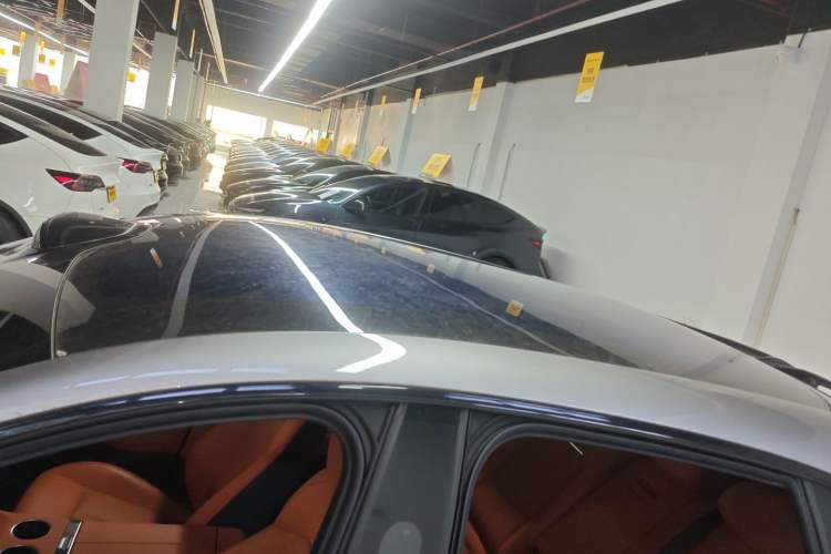 Used Xiaomi Auto YU7 2025 Ultra-Long Range High-Performance All-Wheel-Drive Max Edition Roof