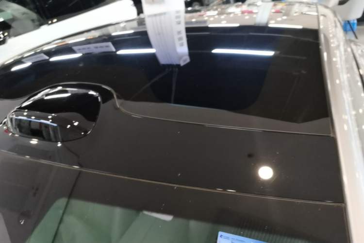 Used Xiaomi Auto YU7 2025 Ultra-Long Range High-Performance All-Wheel-Drive Max Edition Roof