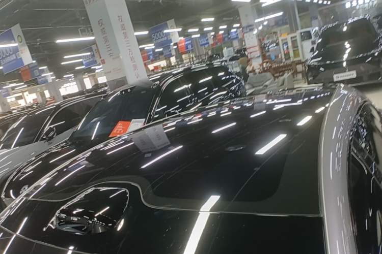 Used Xiaomi Auto YU7 2025 Ultra-Long Range All-Wheel Drive Pro Version Roof