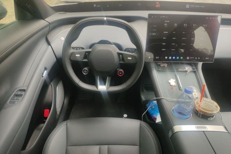 Used Xiaomi Auto YU7 2025 Ultra-Long Range All-Wheel Drive Pro Version Steering Wheel