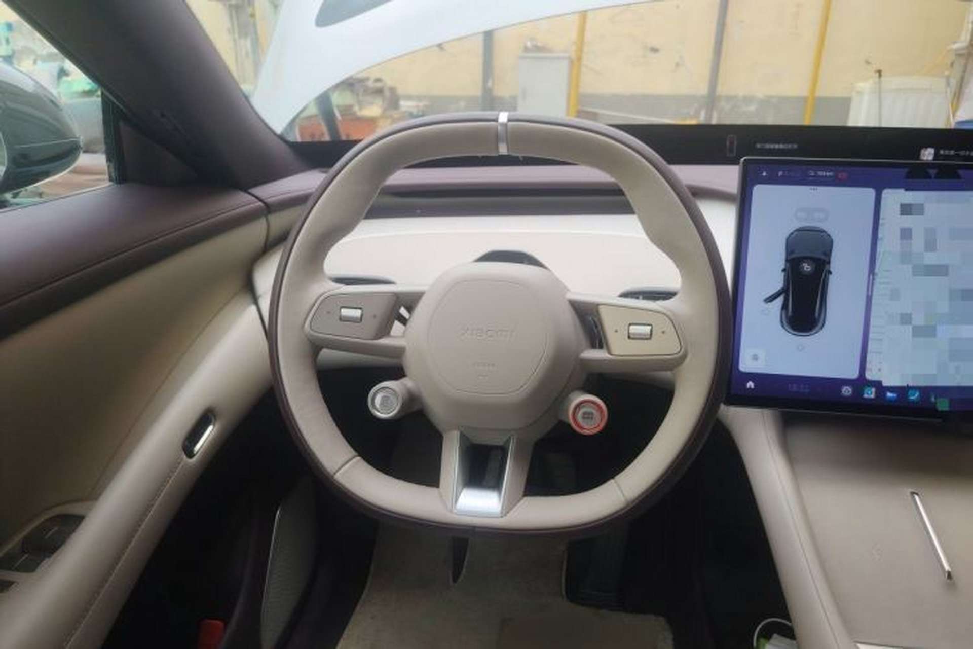 Used Xiaomi Auto YU7 2025 Ultra-Long Range Rear-Wheel Drive Version Steering Wheel