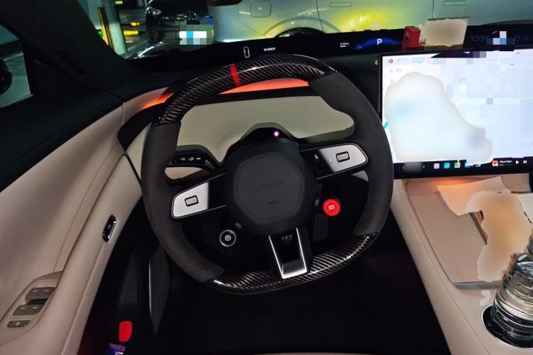 Used Xiaomi Auto YU7 2025 Ultra-Long Range High-Performance All-Wheel-Drive Max Edition Steering Wheel