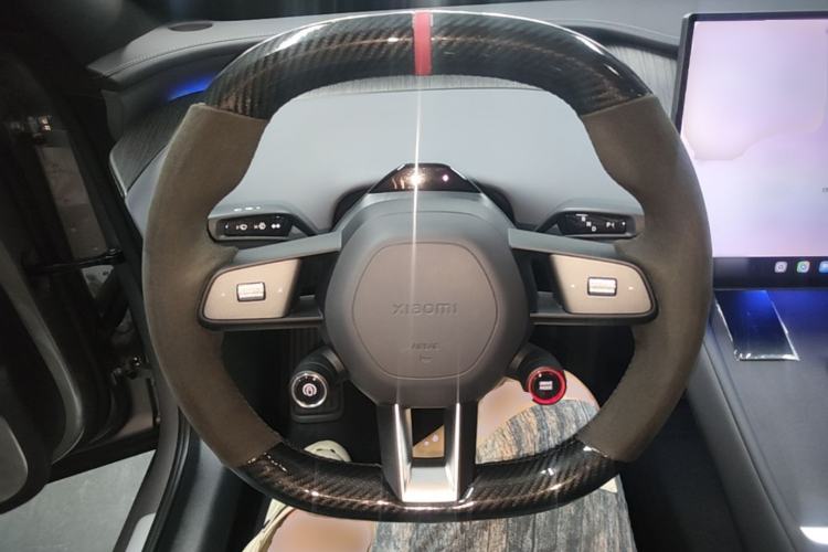 Used Xiaomi Auto YU7 2025 Ultra-Long Range Rear-Wheel Drive Version Steering Wheel