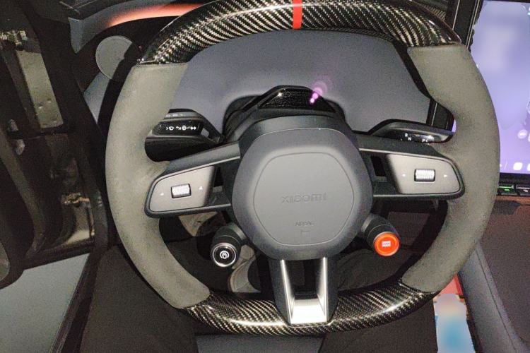Used Xiaomi Auto YU7 2025 Ultra-Long Range High-Performance All-Wheel-Drive Max Edition Steering Wheel
