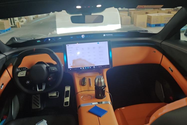 Used Xiaomi Auto YU7 2025 Ultra-Long Range All-Wheel Drive Pro Version Steering Wheel