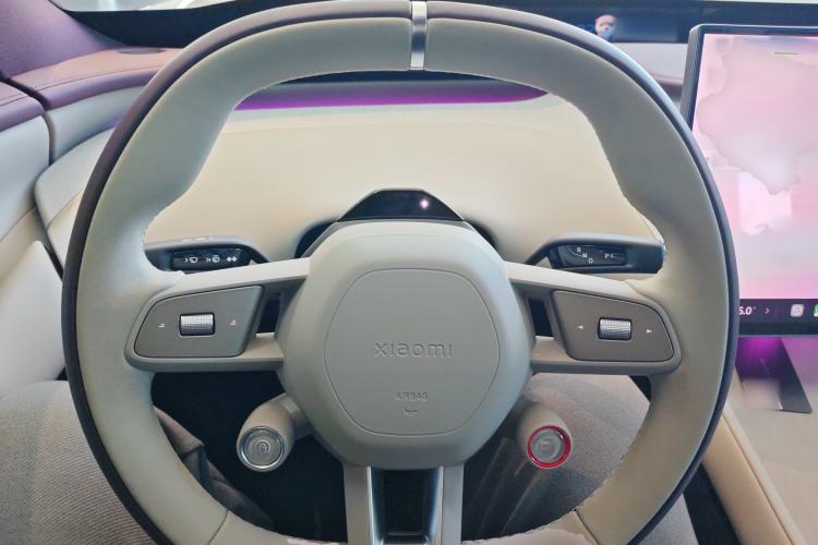 Used Xiaomi Auto YU7 2025 Ultra-Long Range All-Wheel Drive Pro Version Steering Wheel