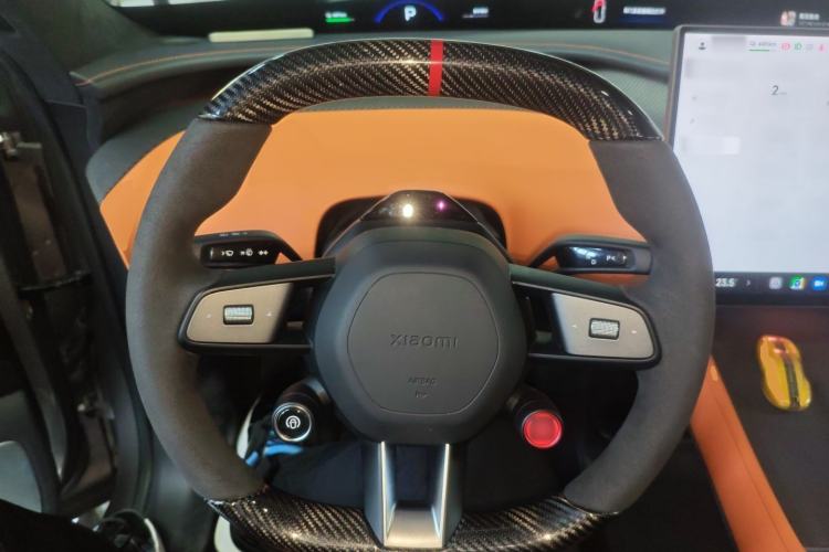Used Xiaomi Auto YU7 2025 Ultra-Long Range High-Performance All-Wheel-Drive Max Edition Steering Wheel