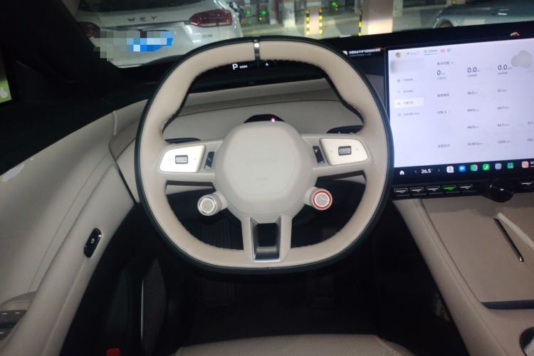 Used Xiaomi Auto YU7 2025 Ultra-Long Range Rear-Wheel Drive Version Steering Wheel