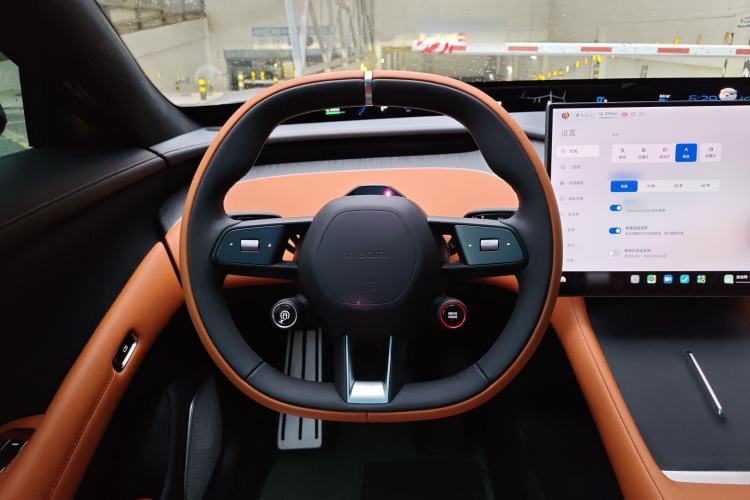 Used Xiaomi Auto YU7 2025 Ultra-Long Range High-Performance All-Wheel-Drive Max Edition Steering Wheel