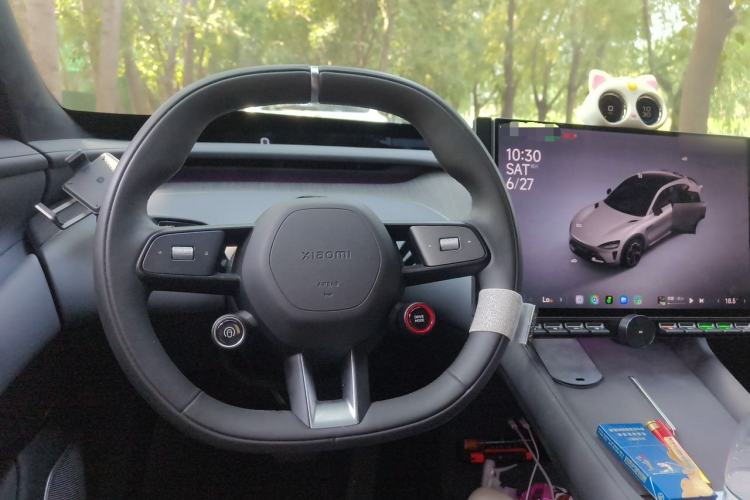 Used Xiaomi Auto YU7 2025 Ultra-Long Range High-Performance All-Wheel-Drive Max Edition Steering Wheel