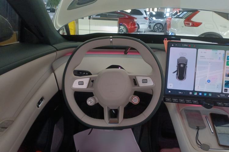Used Xiaomi Auto YU7 2025 Ultra-Long Range High-Performance All-Wheel-Drive Max Edition Steering Wheel