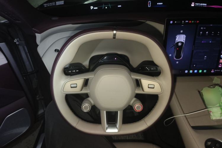 Used Xiaomi Auto YU7 2025 Ultra-Long Range All-Wheel Drive Pro Version Steering Wheel