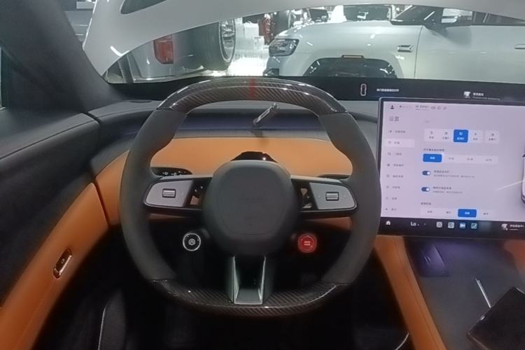 Used Xiaomi Auto YU7 2025 Ultra-Long Range High-Performance All-Wheel-Drive Max Edition Steering Wheel