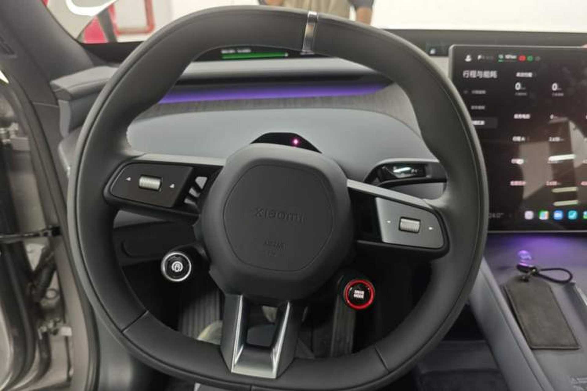 Used Xiaomi Auto YU7 2025 Ultra-Long Range Rear-Wheel Drive Version Steering Wheel