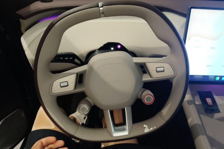 Used Xiaomi Auto YU7 2025 Ultra-Long Range All-Wheel Drive Pro Version Steering Wheel