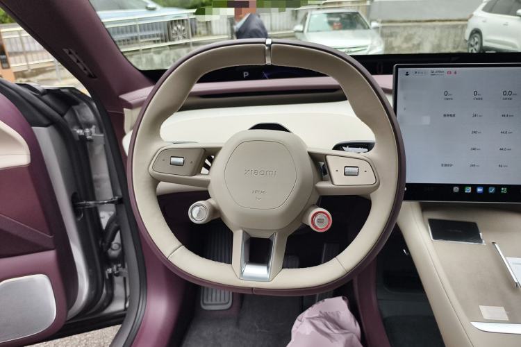 Used Xiaomi Auto YU7 2025 Ultra-Long Range All-Wheel Drive Pro Version Steering Wheel
