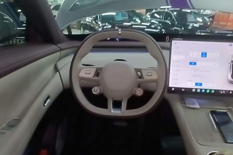 Used Xiaomi Auto YU7 2025 Ultra-Long Range All-Wheel Drive Pro Version Steering Wheel