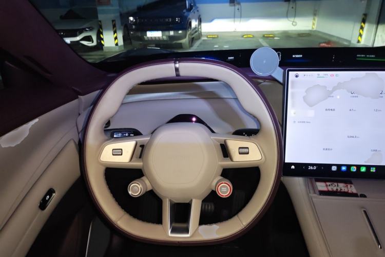 Used Xiaomi Auto YU7 2025 Ultra-Long Range High-Performance All-Wheel-Drive Max Edition Steering Wheel