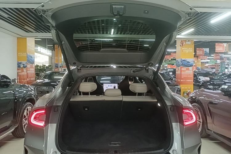 Used Xiaomi Auto YU7 2025 Ultra-Long Range All-Wheel Drive Pro Version Trunk