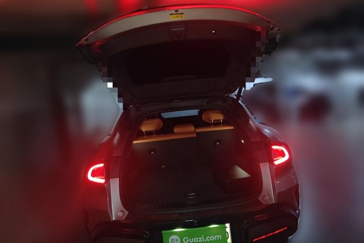 Used Xiaomi Auto YU7 2025 Ultra-Long Range High-Performance All-Wheel-Drive Max Edition Trunk