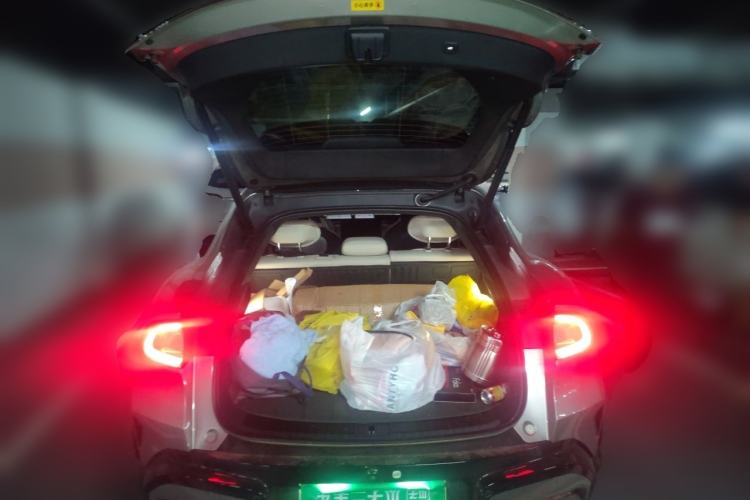 Used Xiaomi Auto YU7 2025 Ultra-Long Range Rear-Wheel Drive Version Trunk