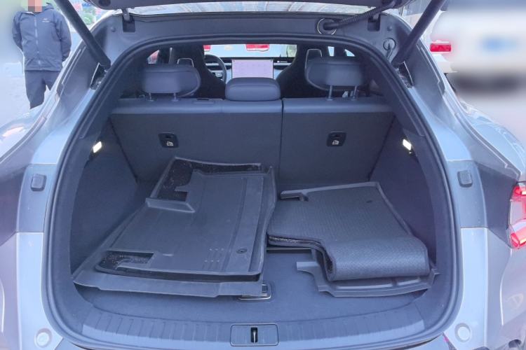 Used Xiaomi Auto YU7 2025 Ultra-Long Range Rear-Wheel Drive Version Trunk
