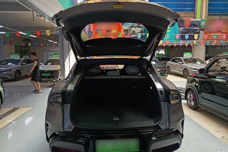 Used Xiaomi Auto YU7 2025 Ultra-Long Range Rear-Wheel Drive Version Trunk