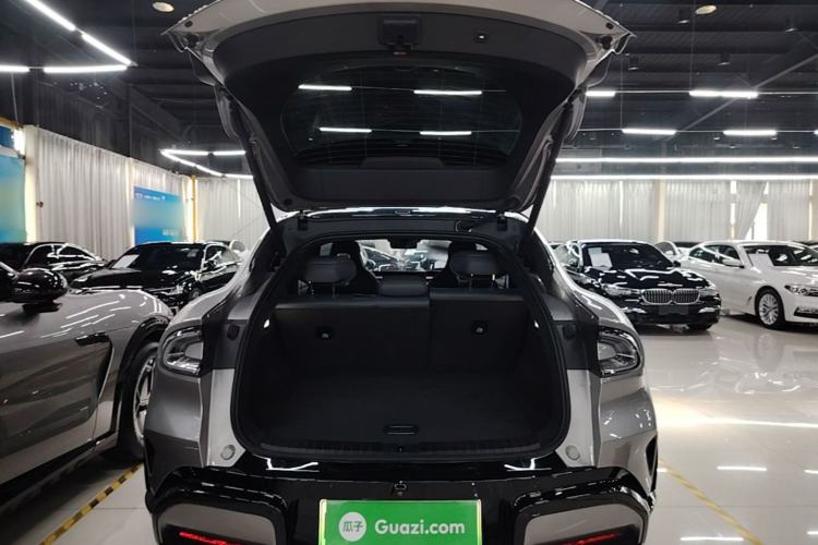 Used Xiaomi Auto YU7 2025 Ultra-Long Range Rear-Wheel Drive Version Trunk