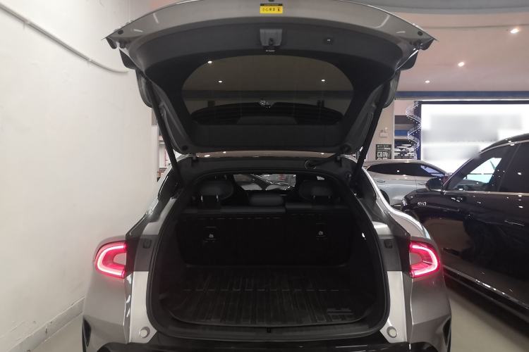 Used Xiaomi Auto YU7 2025 Ultra-Long Range Rear-Wheel Drive Version Trunk