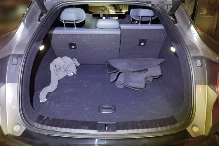 Used Xiaomi Auto YU7 2025 Ultra-Long Range All-Wheel Drive Pro Version Trunk